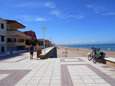 БИЧ. CVK & HOMES en Miramar